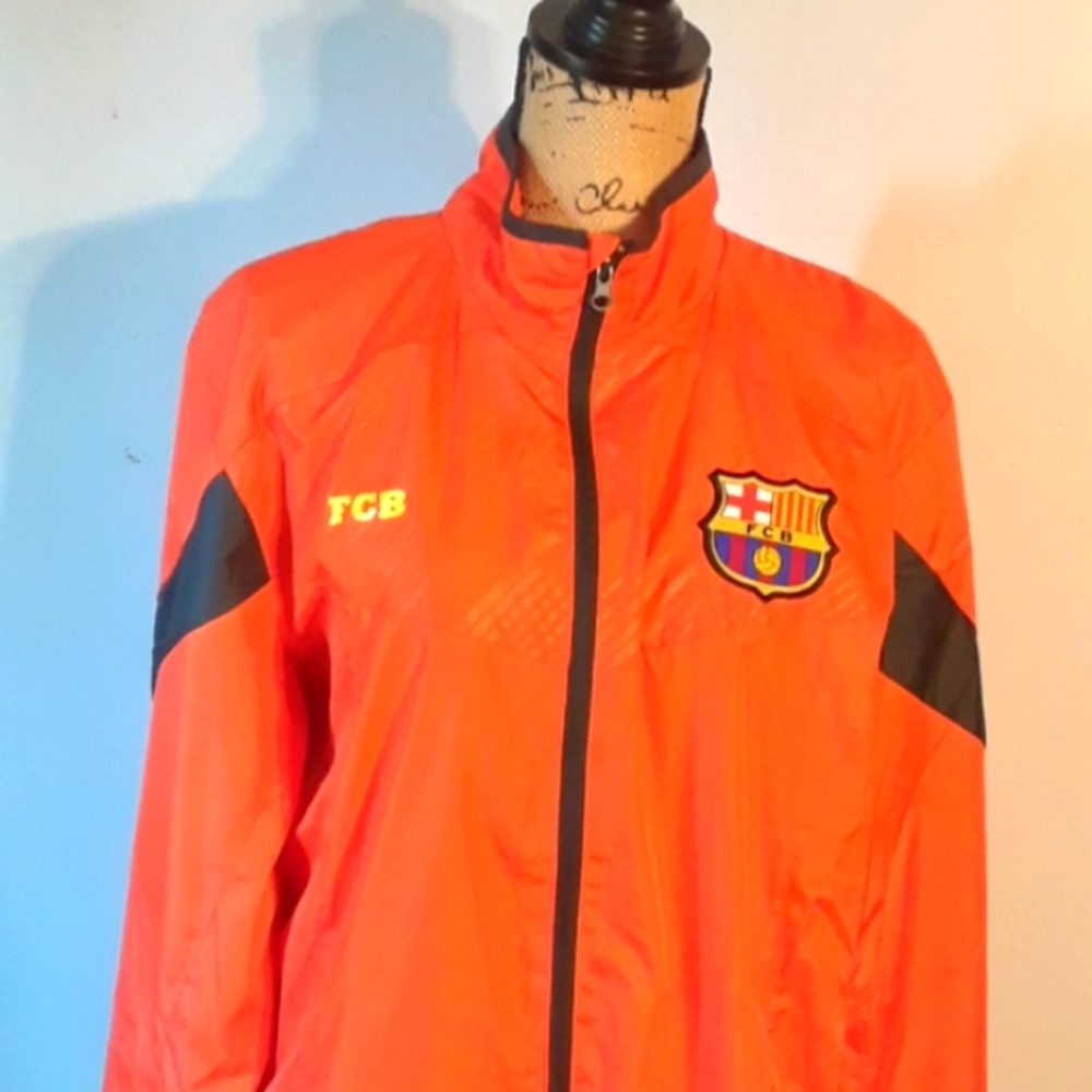 FCB Light Weight Jacket - Picture 9 of 11